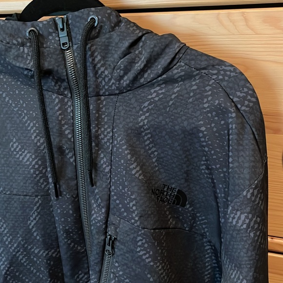 NWOT the North Face Apex Sierra Park hoodie - men’s in black and gray print - Picture 3 of 8